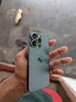Apple iPhone 13 Pro (Used)