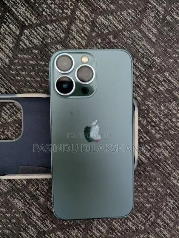Apple iPhone 13 Pro (Used)