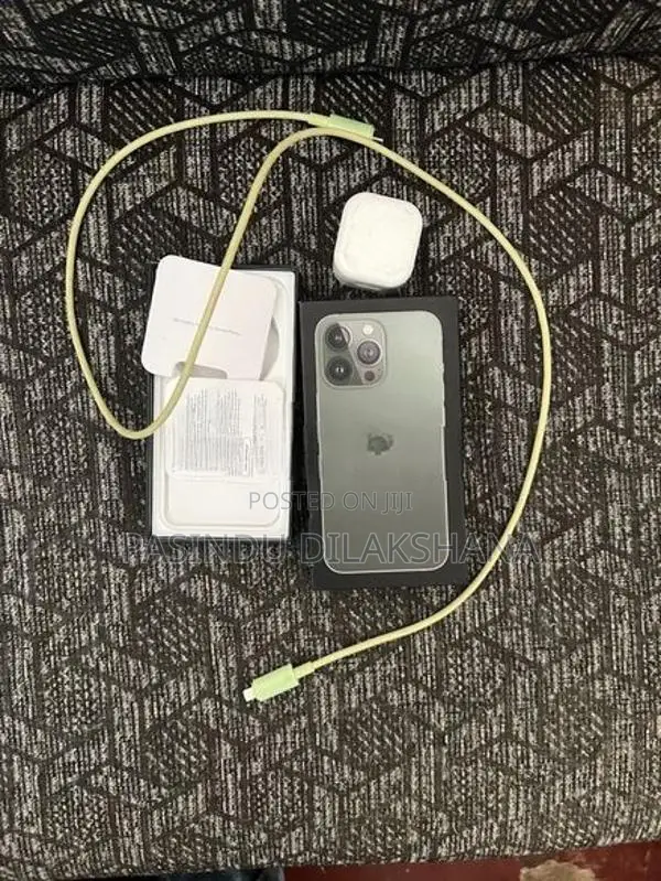 Apple iPhone 13 Pro (Used)