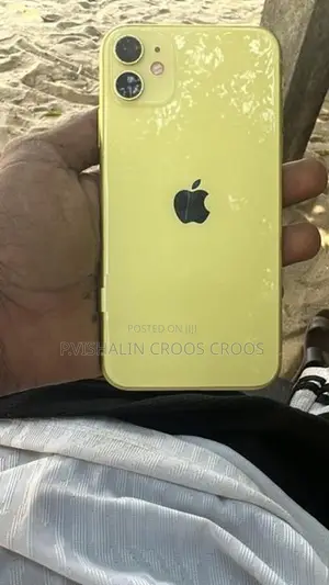 Apple iPhone 11 (Used)