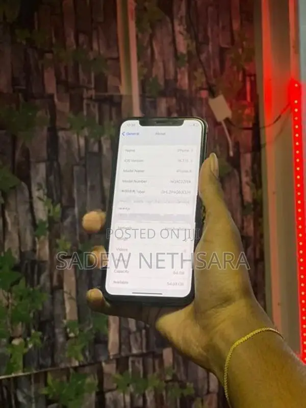 Apple iPhone X (Used)