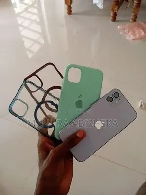 Apple iPhone 11 (Used)