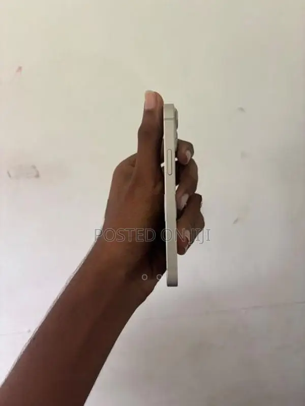 Apple iPhone 13 mini (Used)
