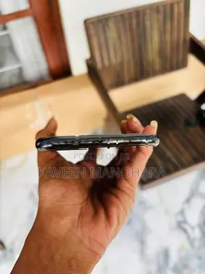 Apple iPhone 11 Pro Max (Used)