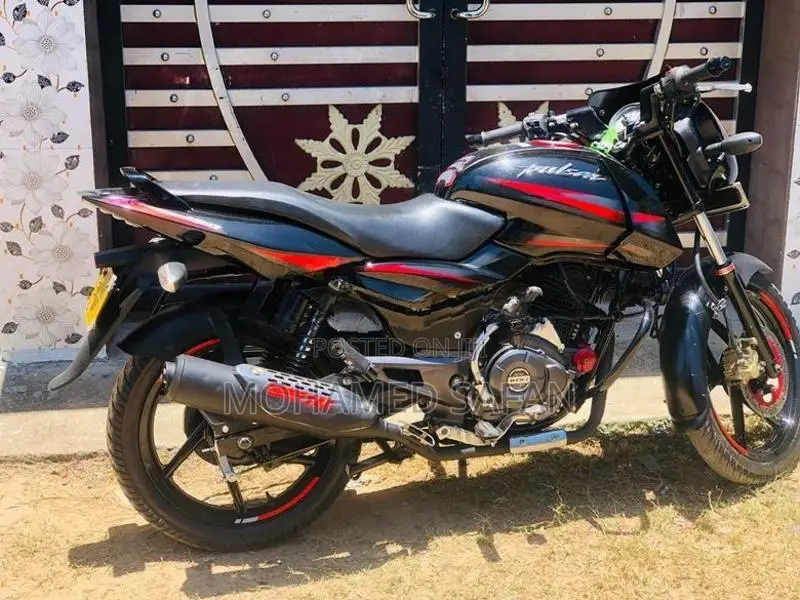 Bajaj Pulsar 150 2017