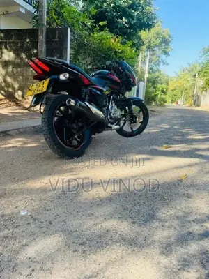 Bajaj Pulsar 150 BEY 2017