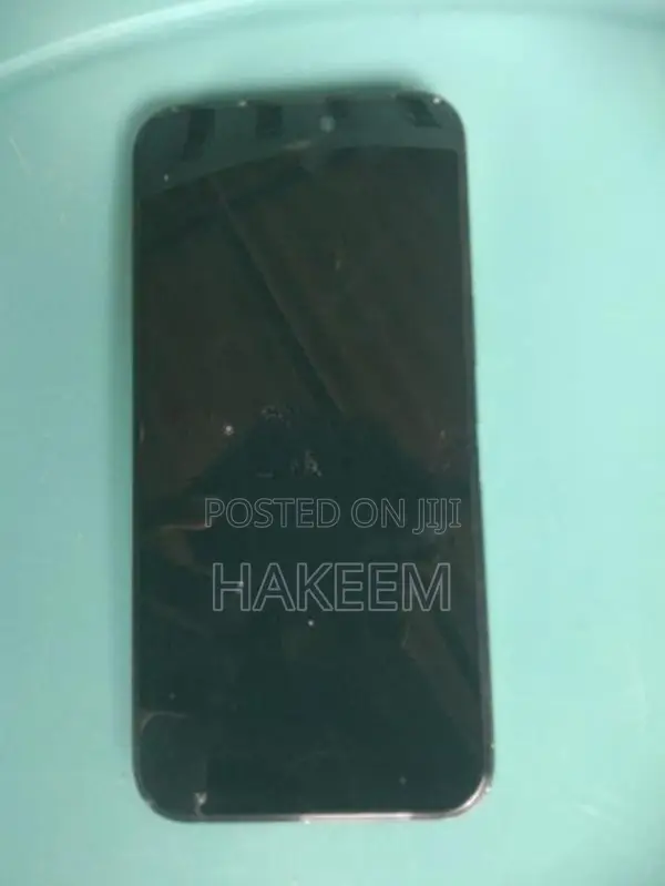 Apple iPhone 15 Pro Max Black (Used)