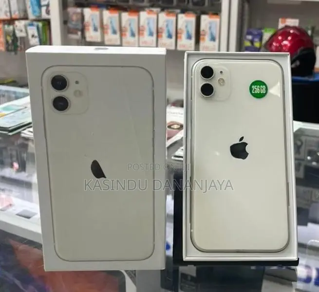 Apple iPhone 11 IP 256GB (Used)