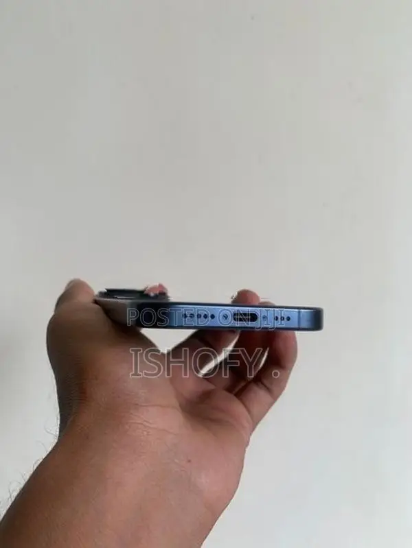 Apple iPhone 15 Pro 128GB (Used)