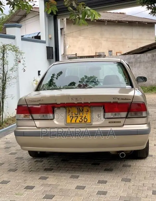 Nissan Sunny 2001
