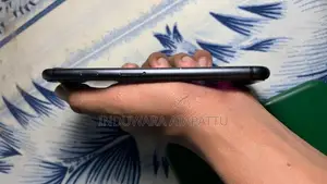 Apple iPhone 8 (Used)