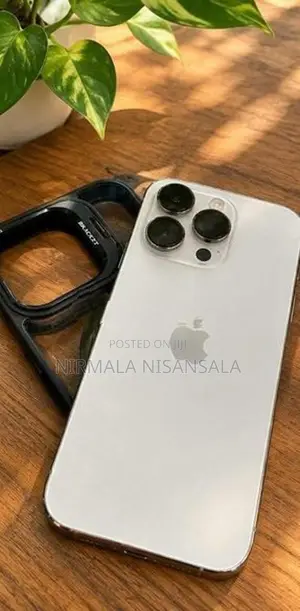 Apple iPhone 14 Pro (Used)