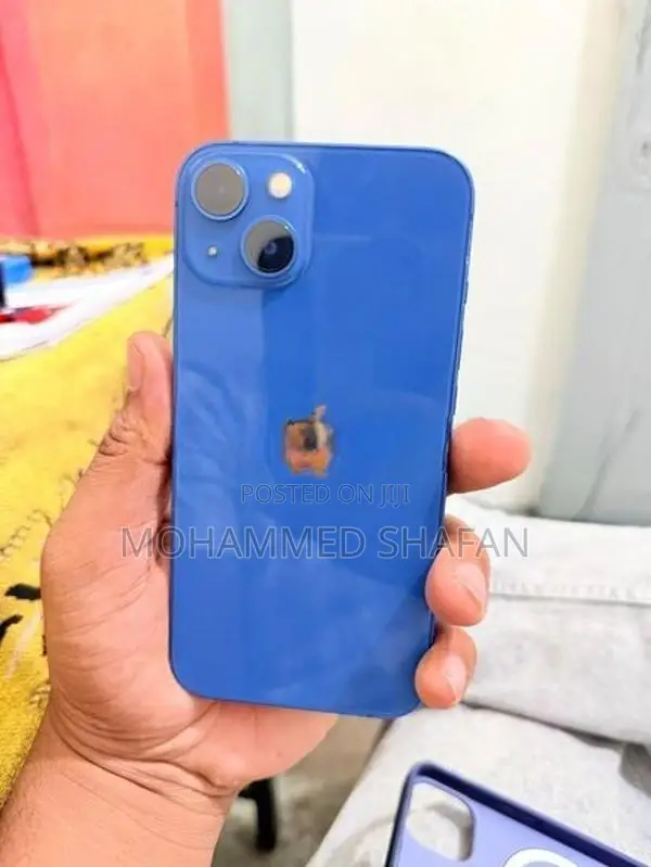 Apple iPhone 13 (Used)