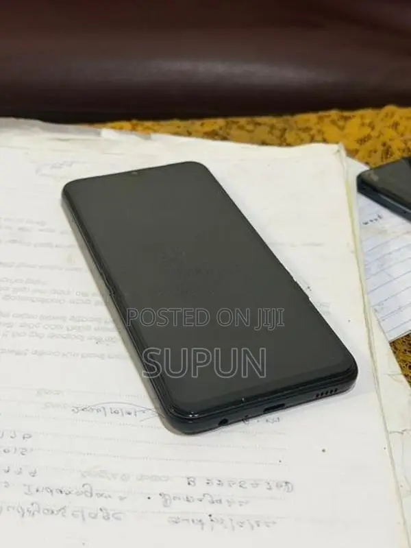 Samsung Galaxy A04e 64GB (Used)