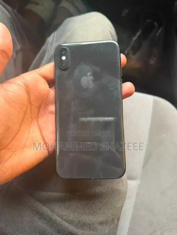 Apple iPhone X (Used)