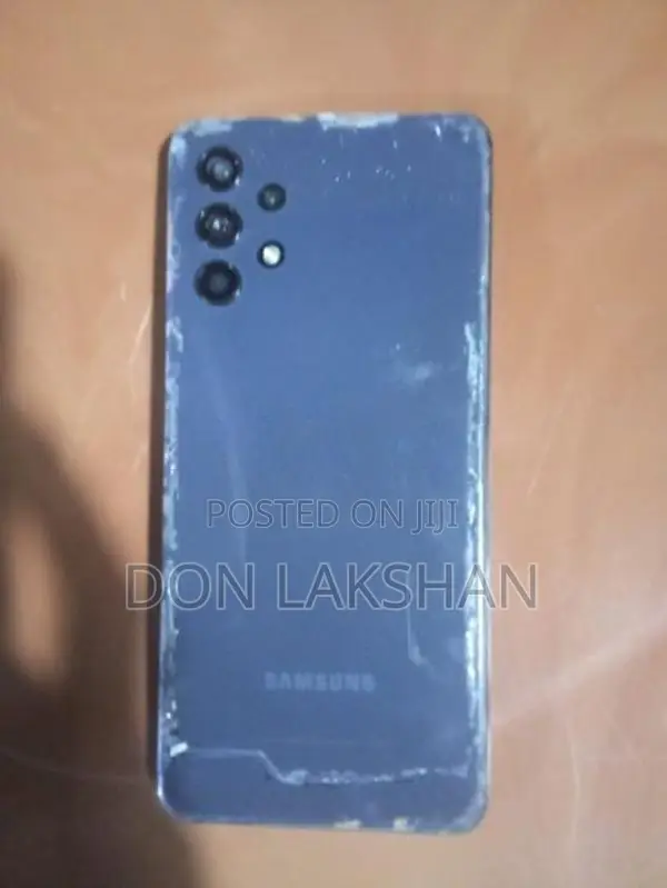 Samsung Galaxy A32 64GB (Used)