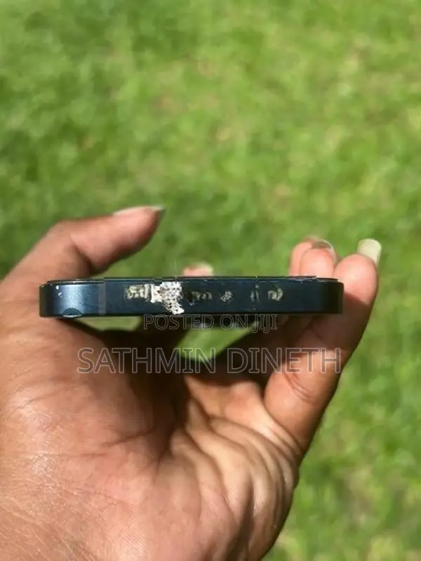 Apple iPhone 13 (Used)