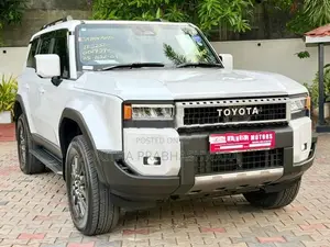 Toyota Land Cruiser Prado 250 VX 2025