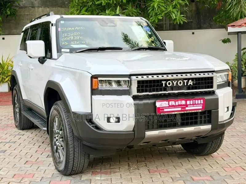 Toyota Land Cruiser Prado 250 VX 2025