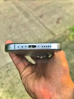 Apple iPhone 15 Pro (Used)