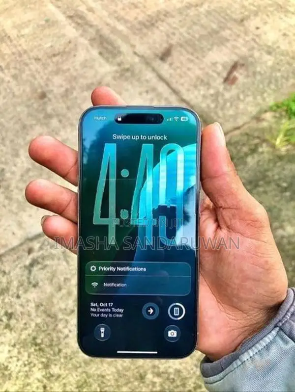 Apple iPhone 15 Pro (Used)