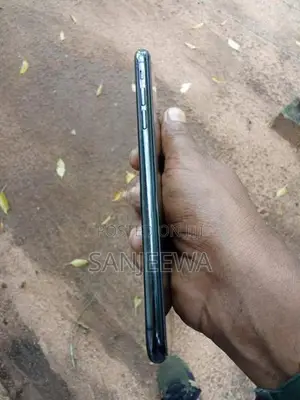 Apple iPhone XS Max (Used)