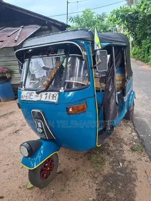 Bajaj RE 2006