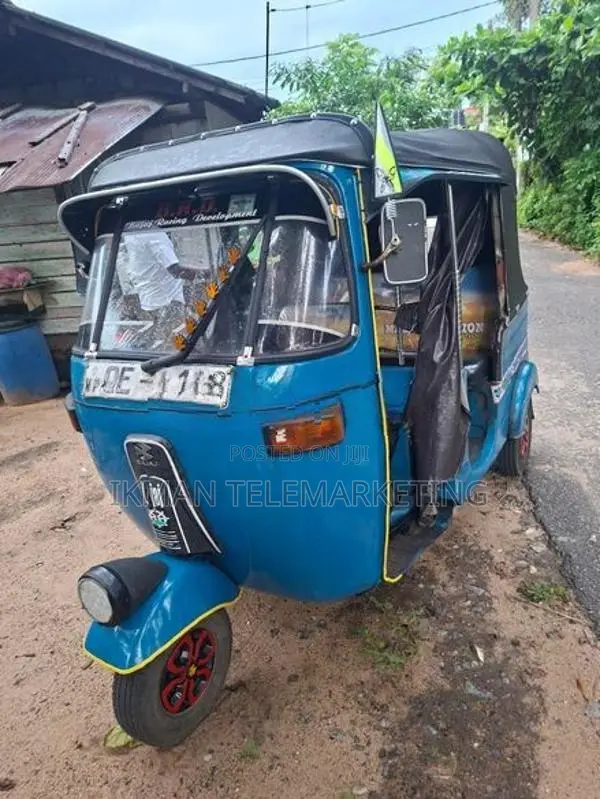 Bajaj RE 2006