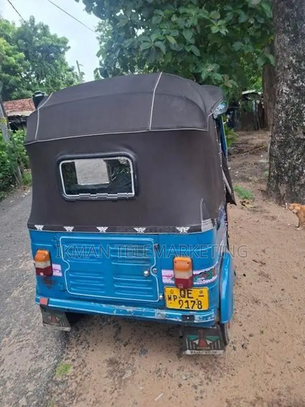 Bajaj RE 2006