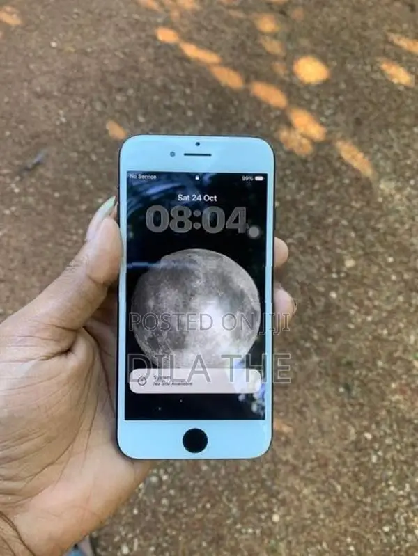 Apple iPhone SE 2 (Used)