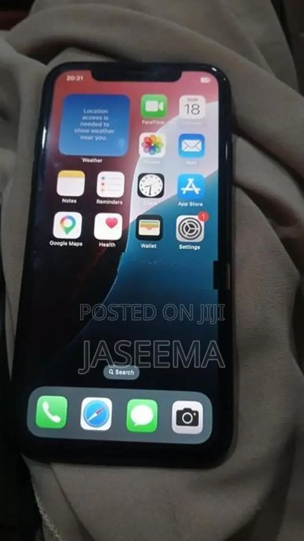 Apple iPhone XR (Used)
