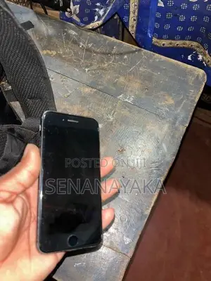 Apple iPhone 7 (Used)