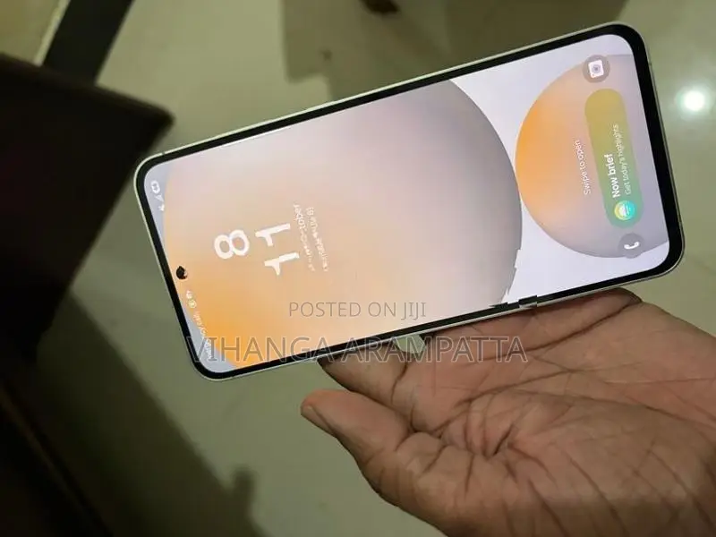 Samsung Galaxy S24 FE (Used)