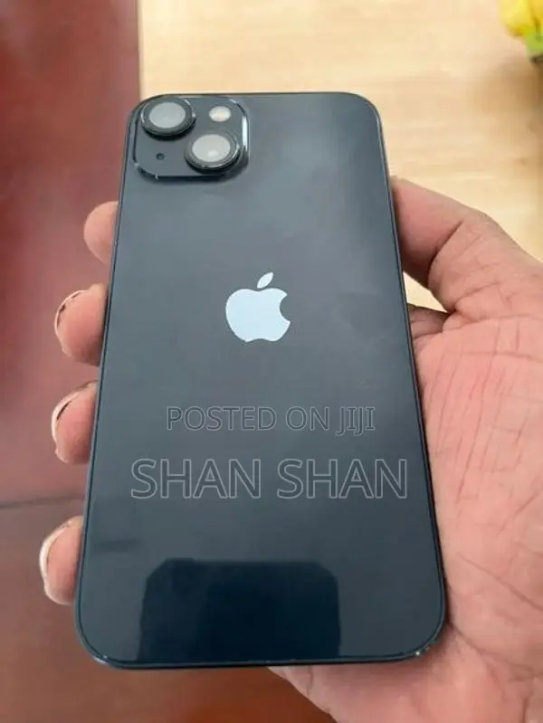 Apple iPhone 13 (Used)