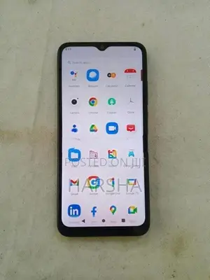 Xiaomi Redmi A2 plus 32GB (Used)