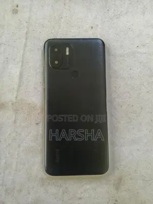 Xiaomi Redmi A2 plus 32GB (Used)