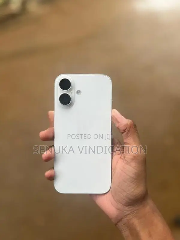 Apple iPhone 16 (Used)