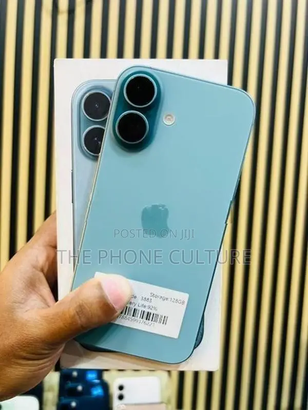 Apple iPhone 16 128GB (Used)