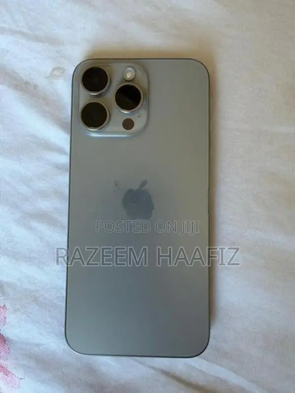 Apple iPhone 15 Pro Max (Used)