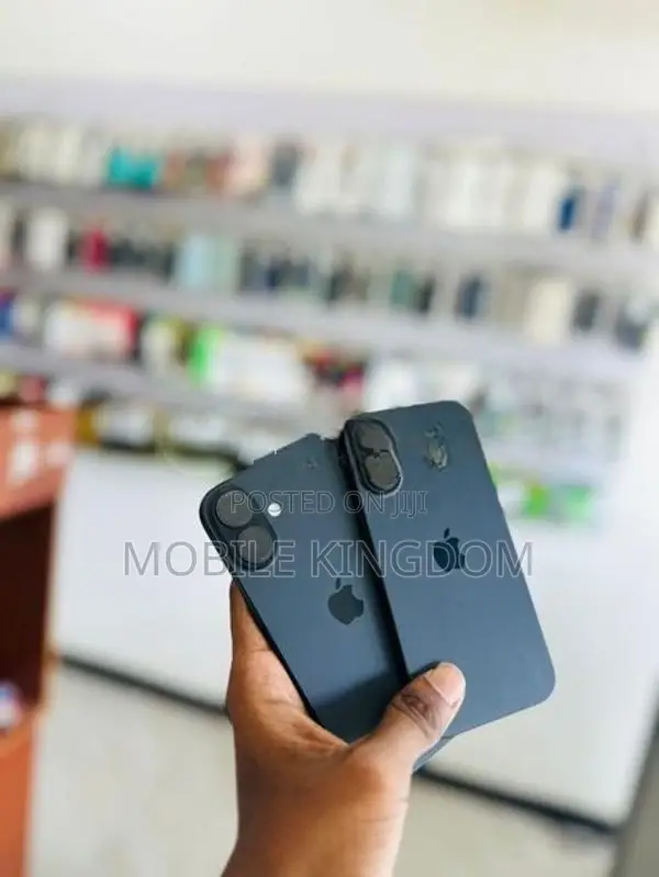 Apple iPhone 16 128GB (Used)