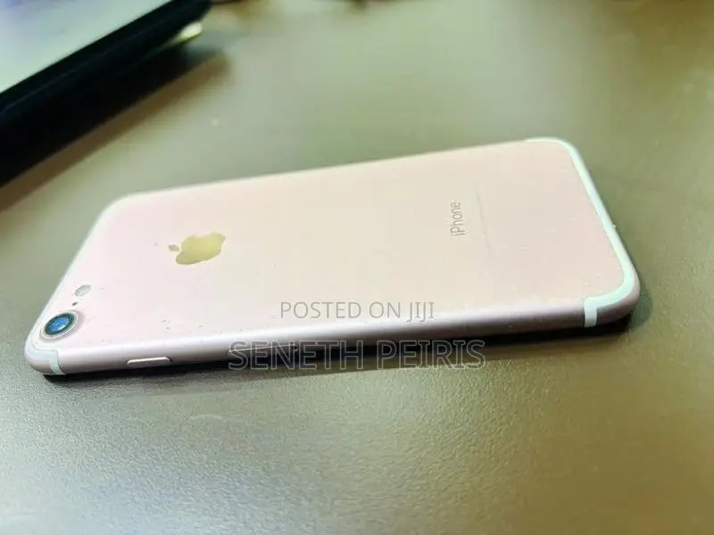 Apple iPhone 7 (Used)