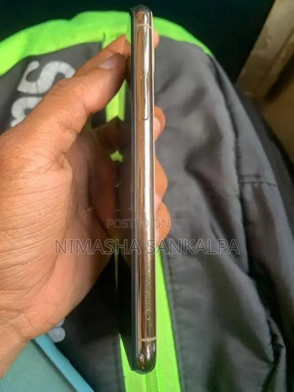 Apple iPhone 11 Pro (Used)