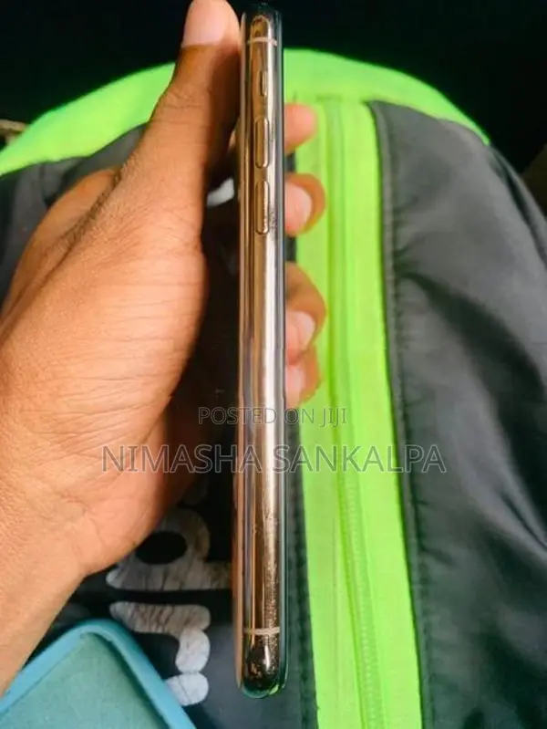 Apple iPhone 11 Pro (Used)