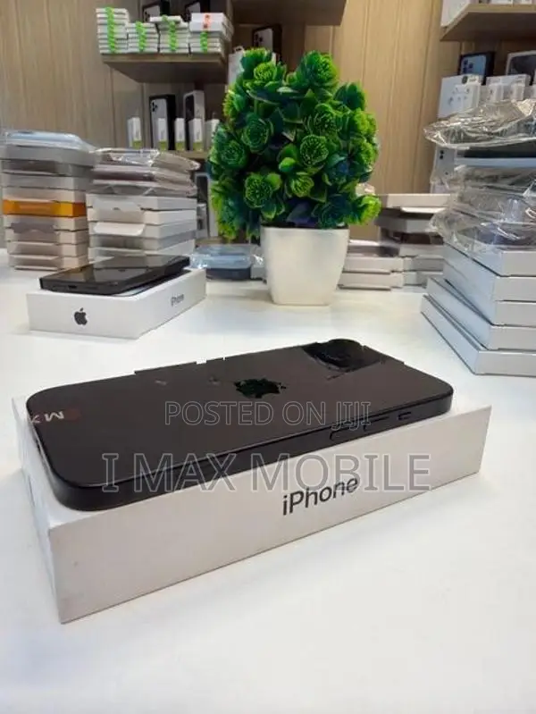 Apple iPhone 15 128GB (Used)