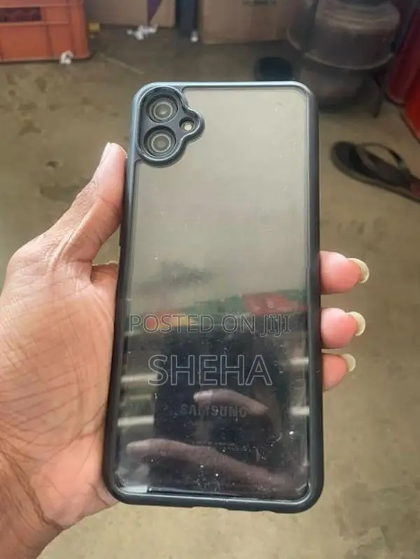 Samsung Galaxy A04e (Used)