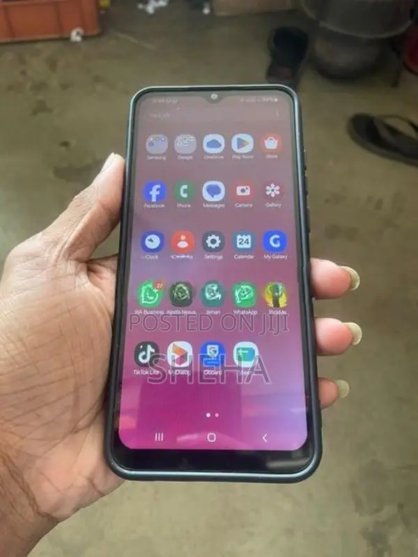 Samsung Galaxy A04e (Used)