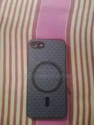 Apple iPhone 7 (Used)
