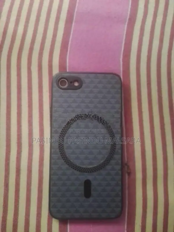 Apple iPhone 7 (Used)