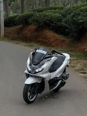 Honda PCX160 2022