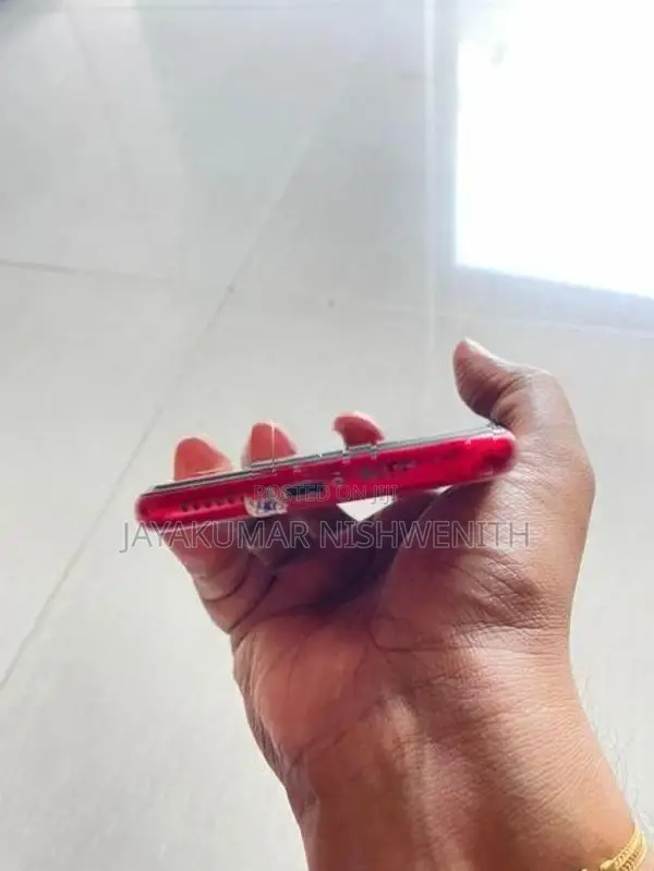Apple iPhone 11 128GB (Used)